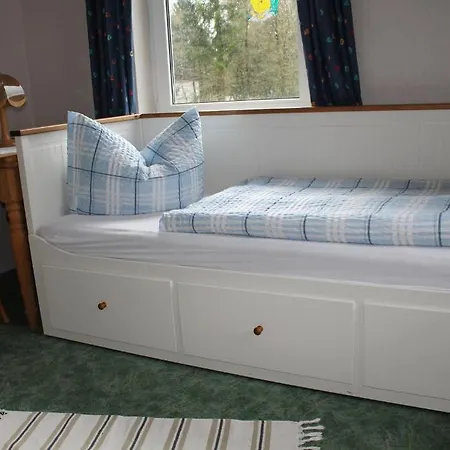 Zur Erholung Pensjonat 3*